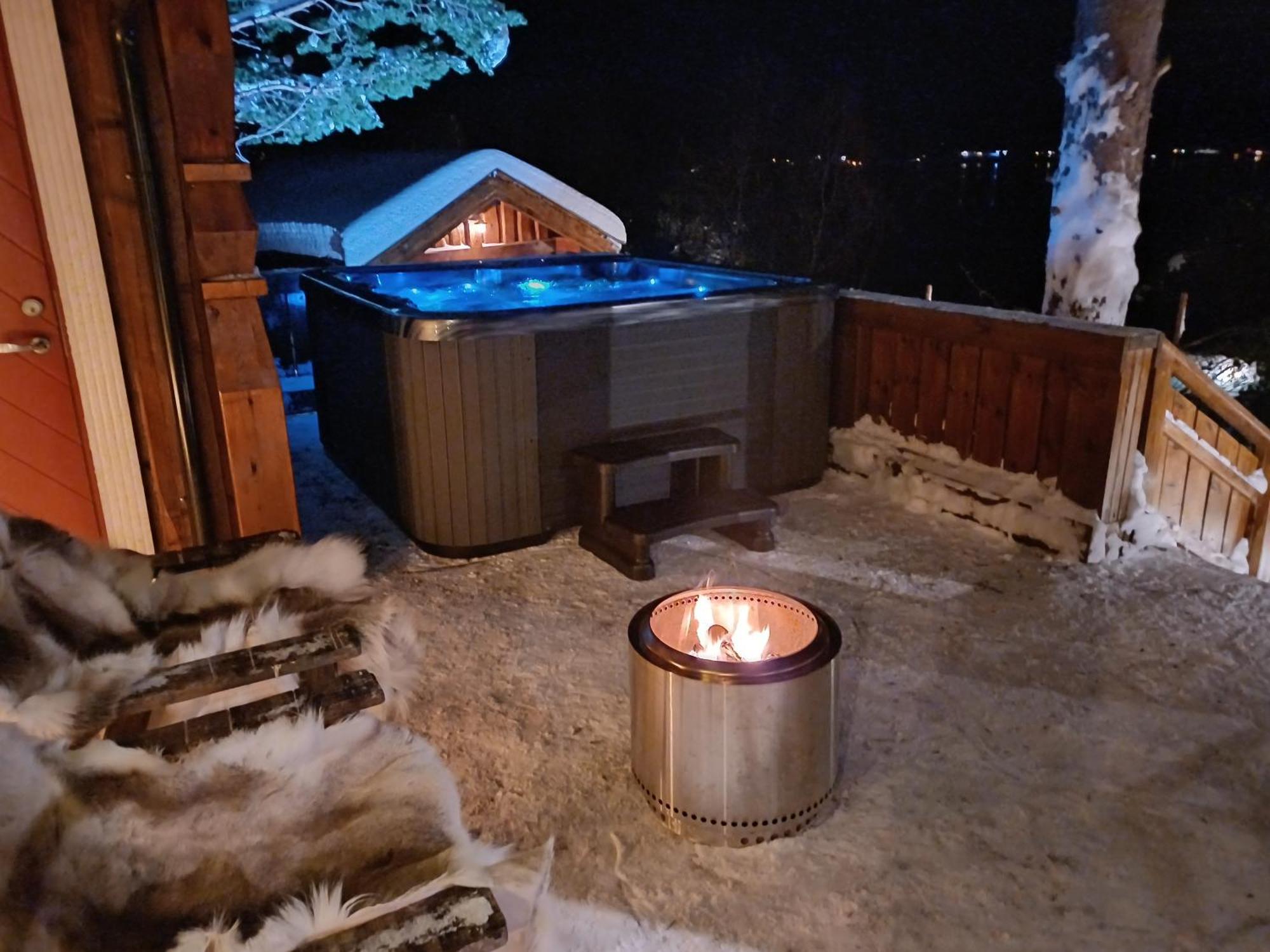 Malangen Lodge Mestervik ภายนอก รูปภาพ