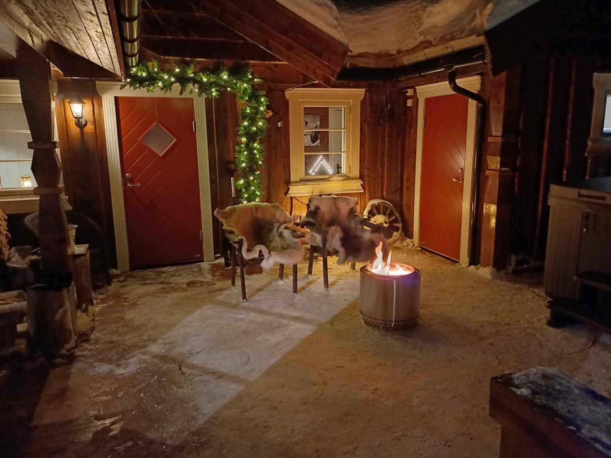 Malangen Lodge Mestervik ภายนอก รูปภาพ
